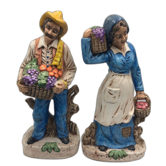 Vintage MCM 1979 Set of 2 Ceramic Farmer Workers Figurines Male Female Tabletop - Picture 1 of 9